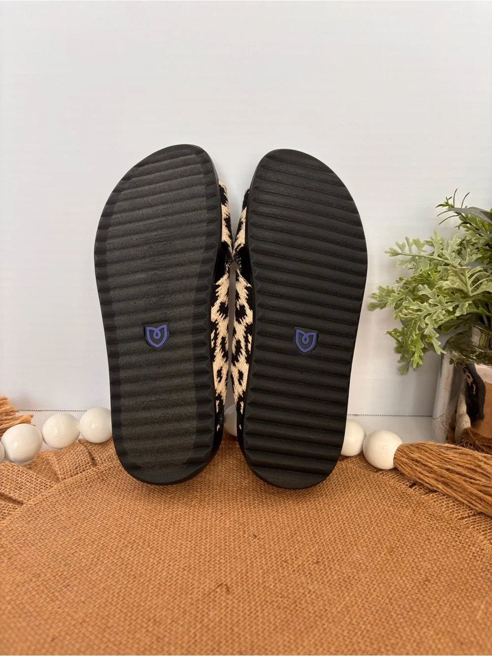 Rothy’s The Weekend Slide Sandy Cat Black Womens Size 7